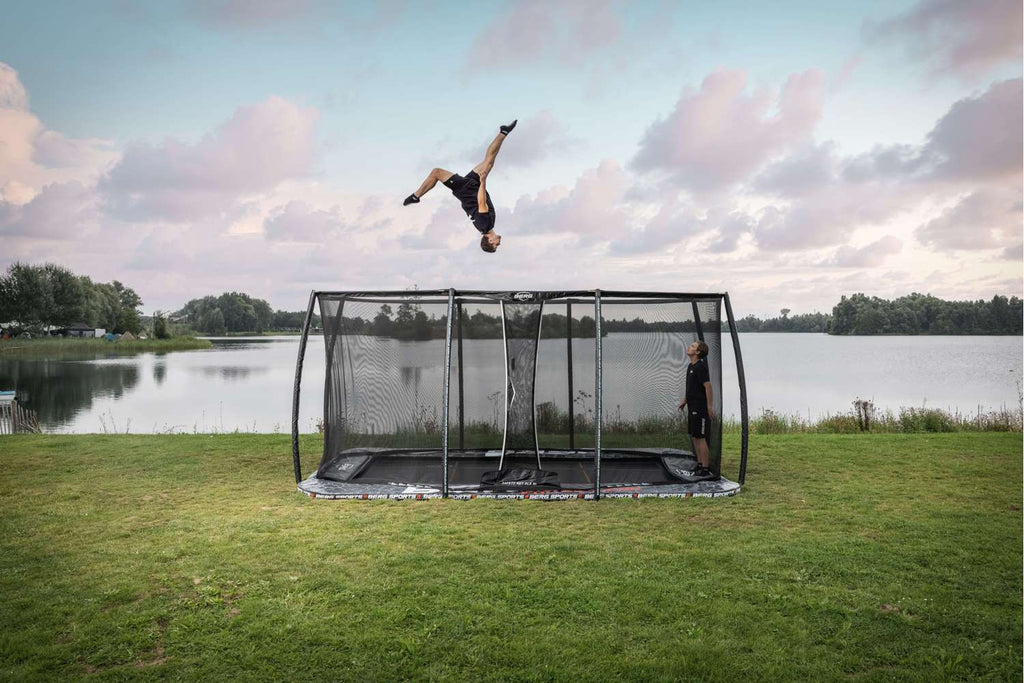 BERG Ultim Pro Bouncer FlatGround 500 mit Sicherheitsnetz XL